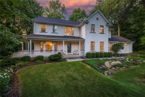 163 Heatherstone Lane, Brighton, NY 14618