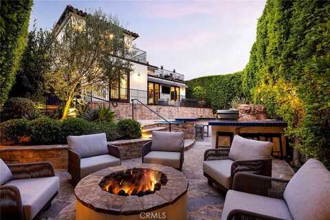 420 De Sola Terrace, Corona del Mar, CA 92625