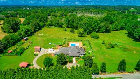 575 W Nickajack Road, Ringgold, GA 30736