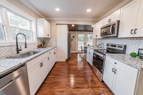 305 S Lovell Avenue, Chattanooga, TN 37411