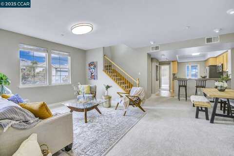 6130 Old Quarry Loop, Oakland, CA 94605