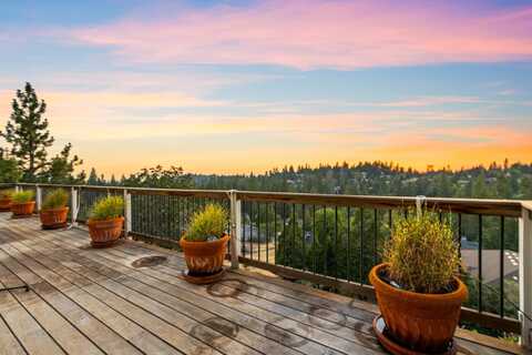 1102 Sandalwood Drive, Murphys, CA 95247