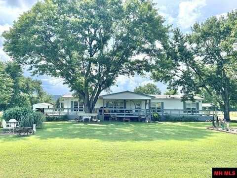 130 WILDCAT BERRY LANE, Flippin, AR 72634