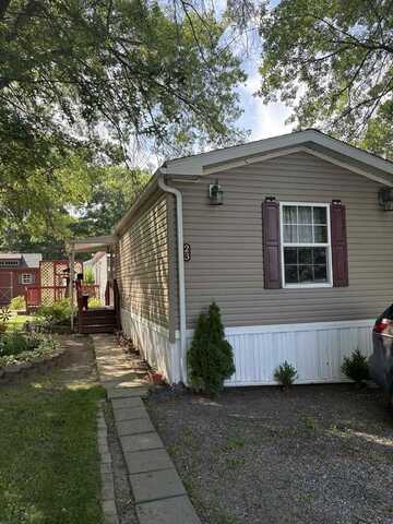 23 Pin Oak Ln, Troy, PA 16947