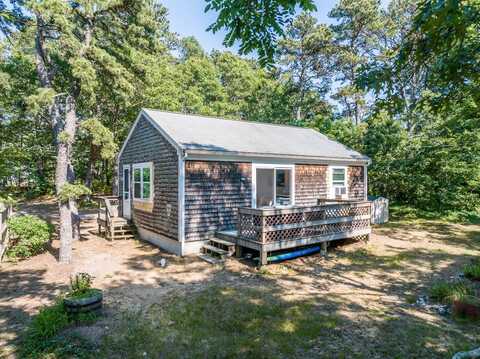 60 Long Avenue, Wellfleet, MA 02667