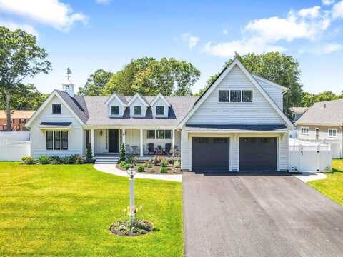 25 Clam Lane, East Falmouth, MA 02536