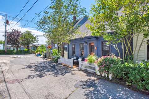 4 Anthony Street, Provincetown, MA 02657