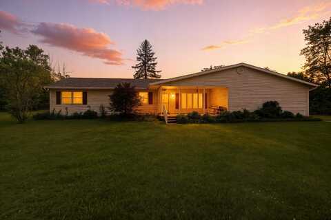 7673 Opossum Run Road, London, OH 43140