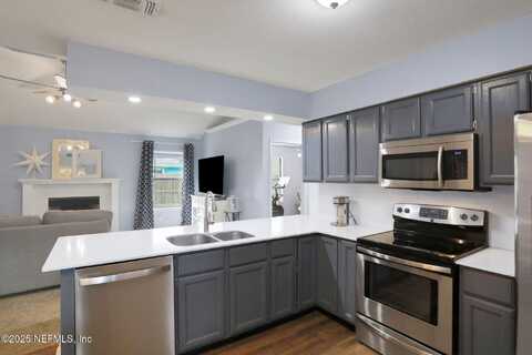 7961 EVENING FLOWER Lane, Jacksonville, FL 32244