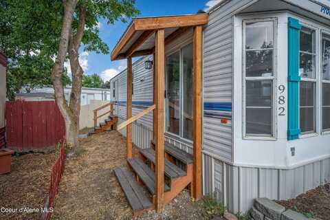 982 N MARANATHA DR, Post Falls, ID 83854