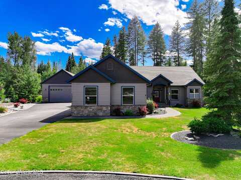 12555 N Bradbury Dr, Hayden, ID 83835