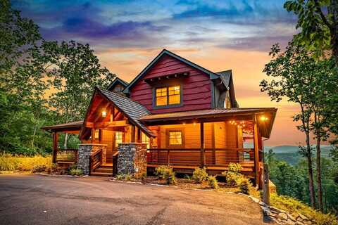 825 Price Road, Blue Ridge, GA 30513
