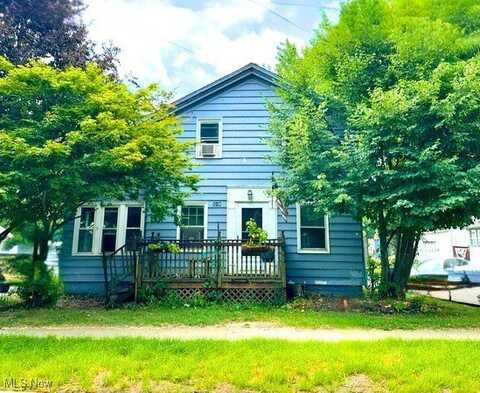 516 W Main Street, Geneva, OH 44041