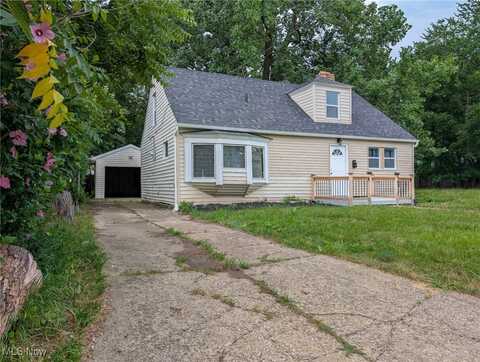 14817 Naples Avenue, Cleveland, OH 44128