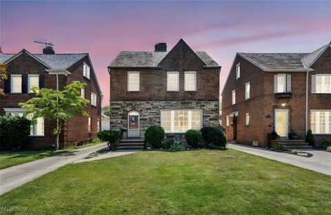 3878 Faversham Road, University Heights, OH 44118