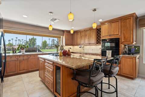 49 Camisa Lane, Palm Desert, CA 92260