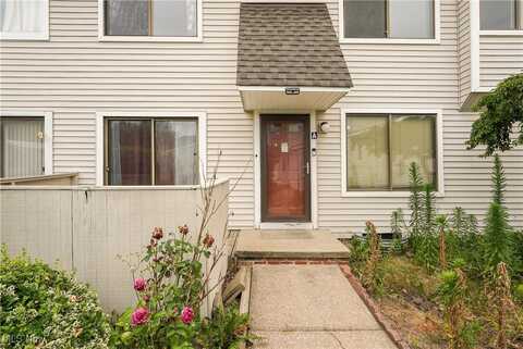 5520 Bretton Court unit: 5-A, Willoughby, OH 44094