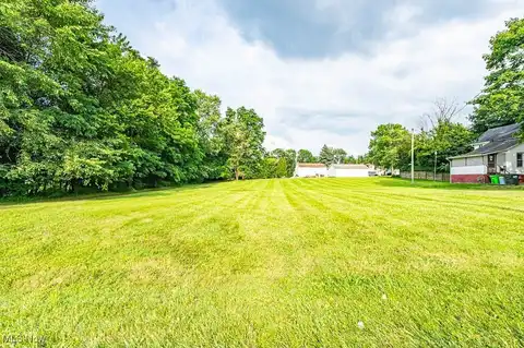 287 1/2 W Main Street, Alliance, OH 44601