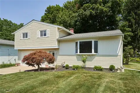 2283 Sherwin Drive, Twinsburg, OH 44087