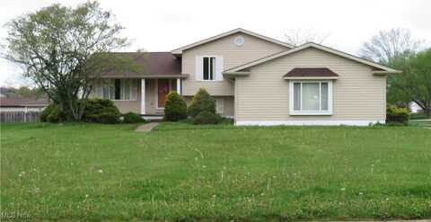 3189 Meanderwood Drive, Canfield, OH 44406