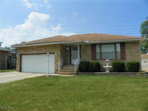 4234 Dawncliff Drive, Brooklyn, OH 44144