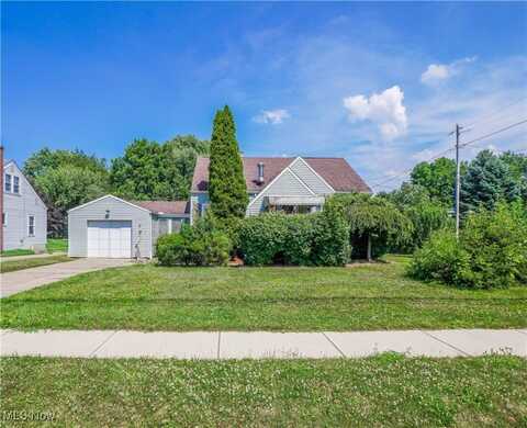 125 Fenton Avenue, Mogadore, OH 44260