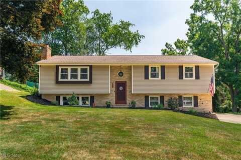 7250 Thatcher Avenue NW, North Canton, OH 44720