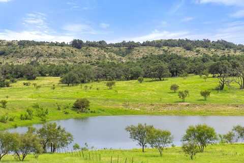 9069-39 Ranch Rd 1323, Fredericksburg, TX 78624
