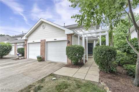 6758 Quarrystone Lane, Middleburg Heights, OH 44130