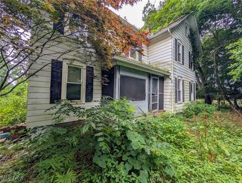 752 Tallmadge Road, Kent, OH 44240