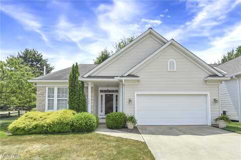566 Brennans Court, Avon Lake, OH 44012