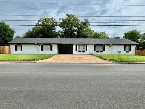 902 Highway St, Fredericksburg, TX 78624