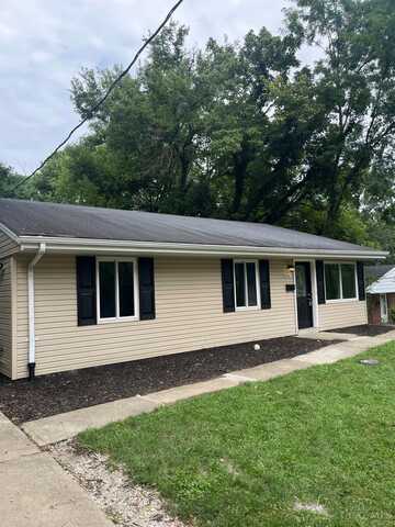 2741 Baker Avenue, Cincinnati, OH 45211