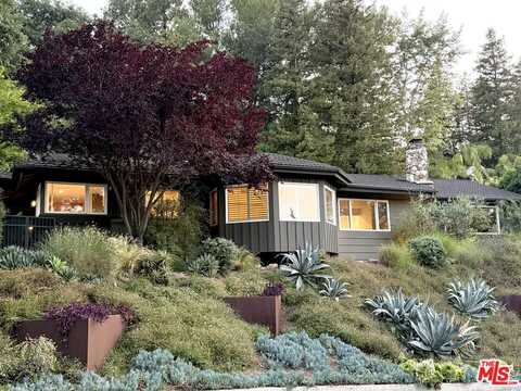 11064 Wrightwood Ln, Studio City, CA 91604