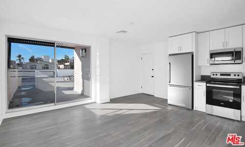 1610 S Beverly Glen Blvd, Los Angeles, CA 90024