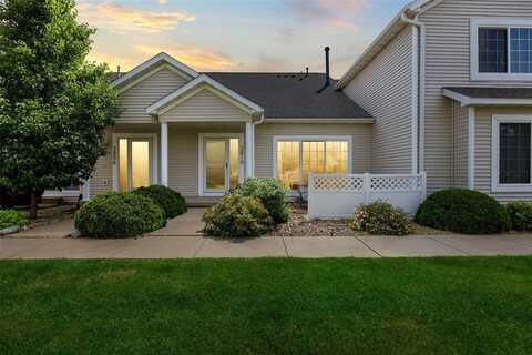 3810 waterview Court SW, Cedar Rapids, IA 52404