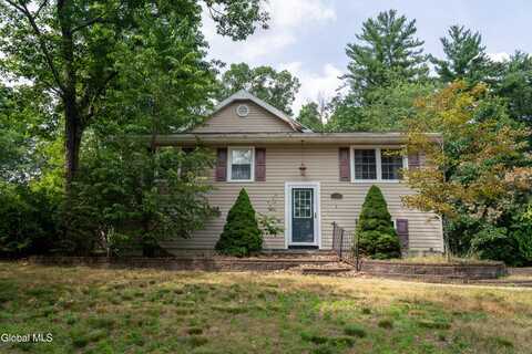 76 Trottingham Court, Saratoga Springs, NY 12866