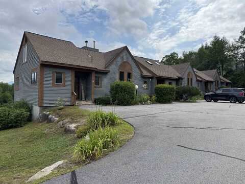 11 Village Road, Campton, NH 03223