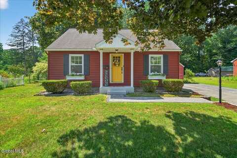 23 Gleason Road, Glenville, NY 12302