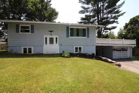 18 Rudd Farm Drive, Barre, VT 05641