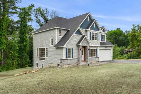 28 Auburn Road, Hooksett, NH 03106