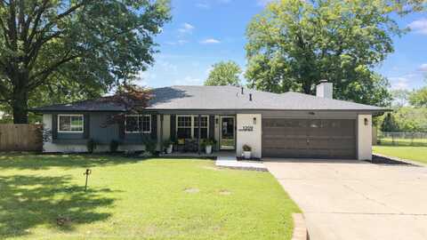 1209 Skyline Drive, Miami, OK 74354