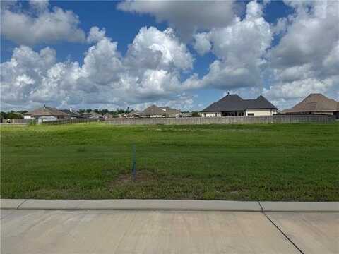 332 SOPHIA Drive, Luling, LA 70070