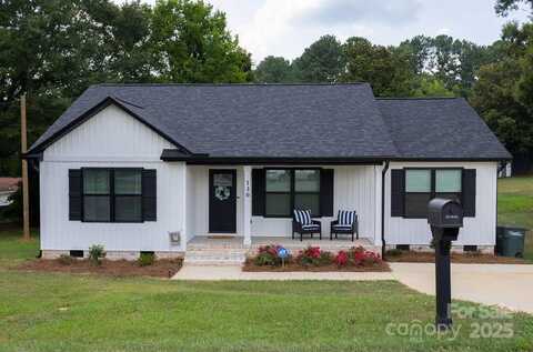 130 Manor Avenue SW, Concord, NC 28025