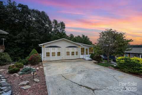115 Trails End Lane, New London, NC 28127
