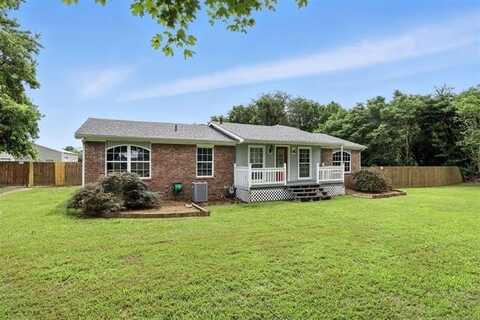 921 N 8th Street, Stilwell, OK 74960
