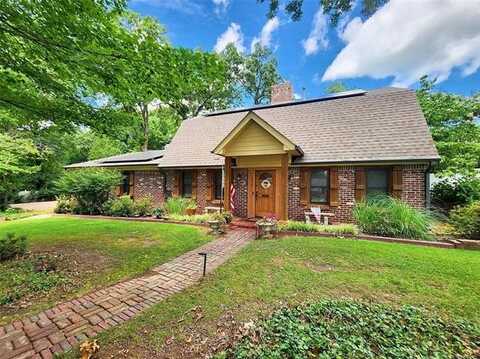 425 E Seneca Street, Tahlequah, OK 74464