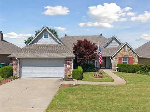 5422 Redbud Drive, Sand Springs, OK 74063
