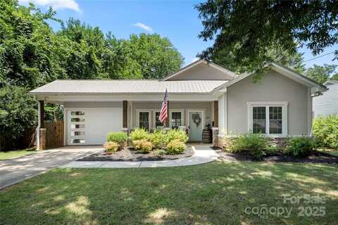 2717 Arnold Drive, Charlotte, NC 28205