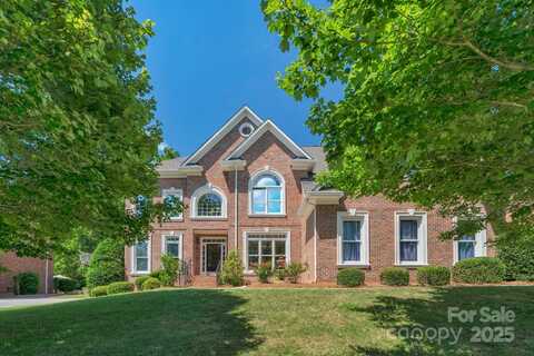 7404 Stonehaven Drive, Waxhaw, NC 28173